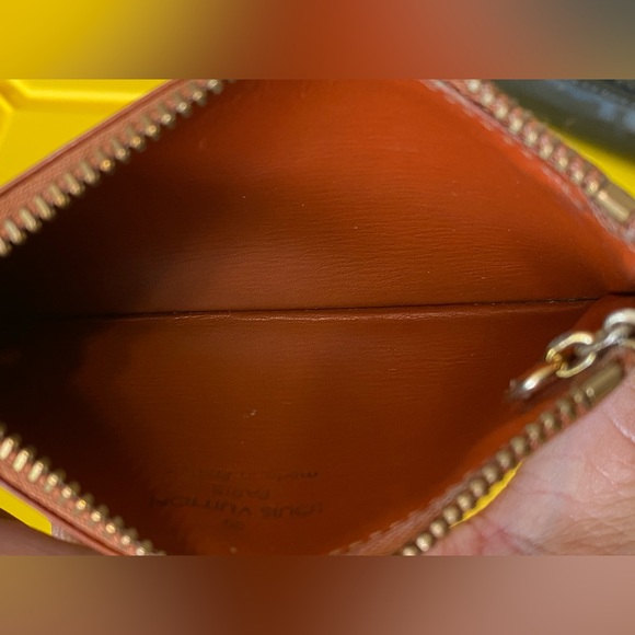 Louis Vuitton epi leather key cles - Picture 7 of 9